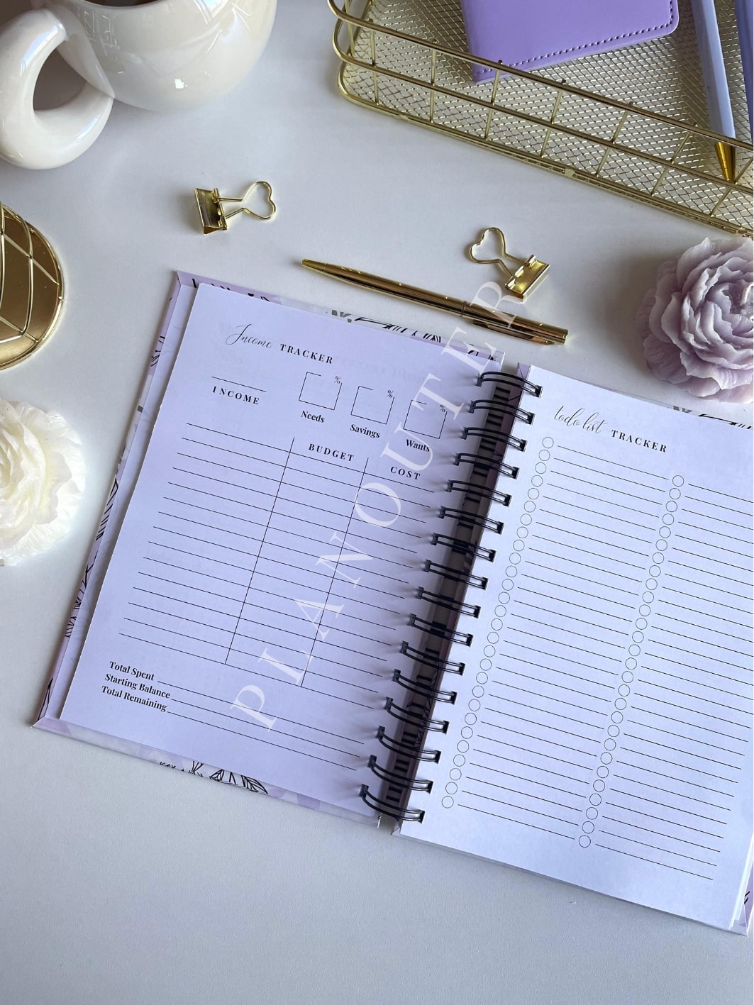 Solid Name 2025 Weekly Planner