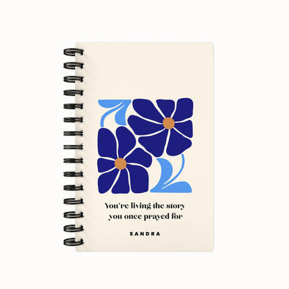 Organic Flowers 2026 Weekly Planner - Blue