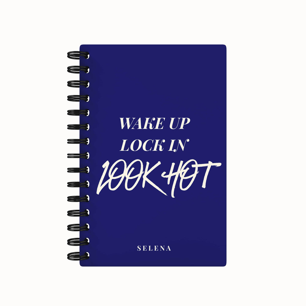 Looking HOT 2026 Desk Planner