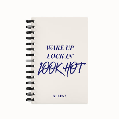 Looking HOT 2026 Desk Planner