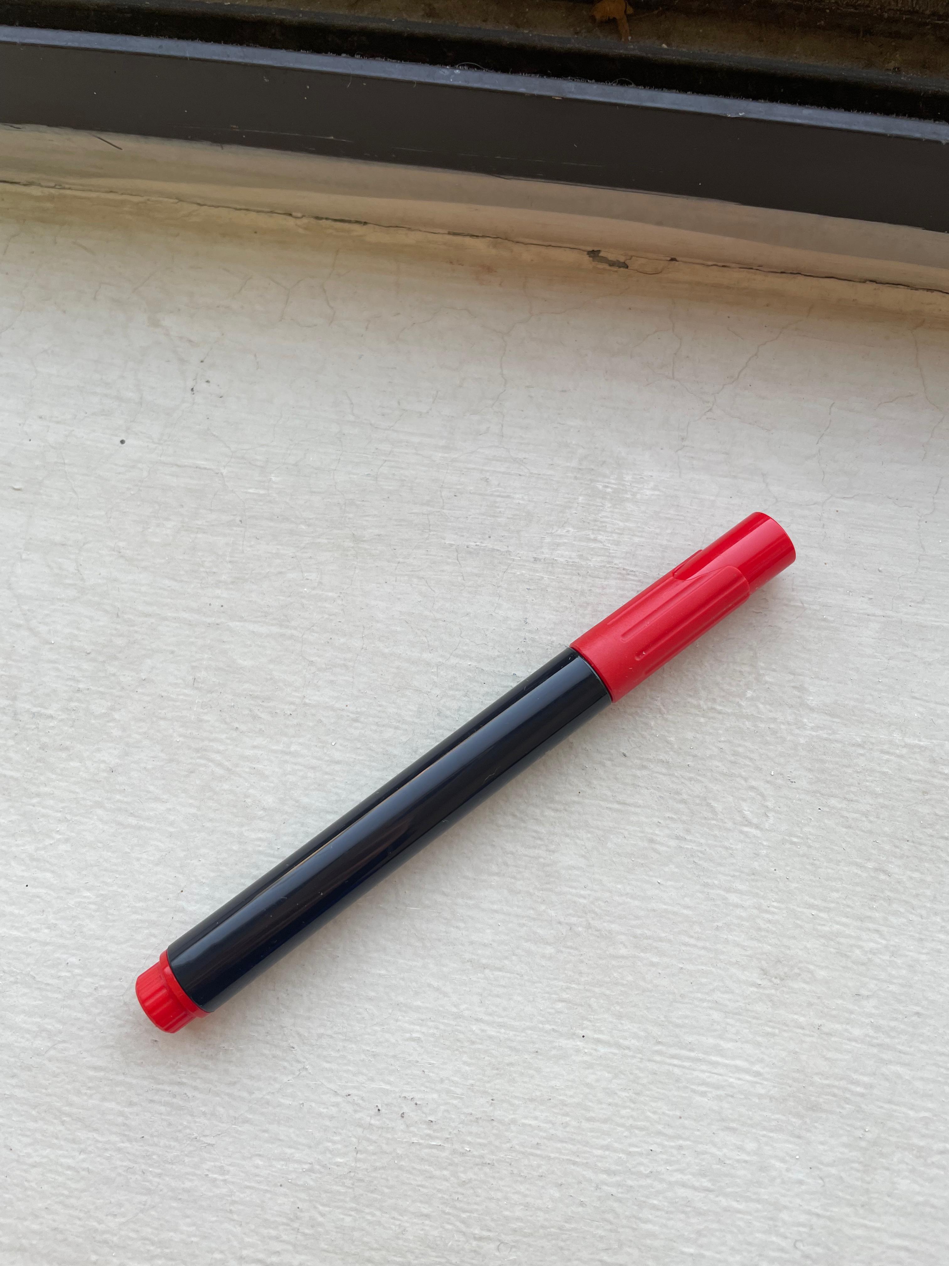 Extra Pen for Acrilyc Desk Stand