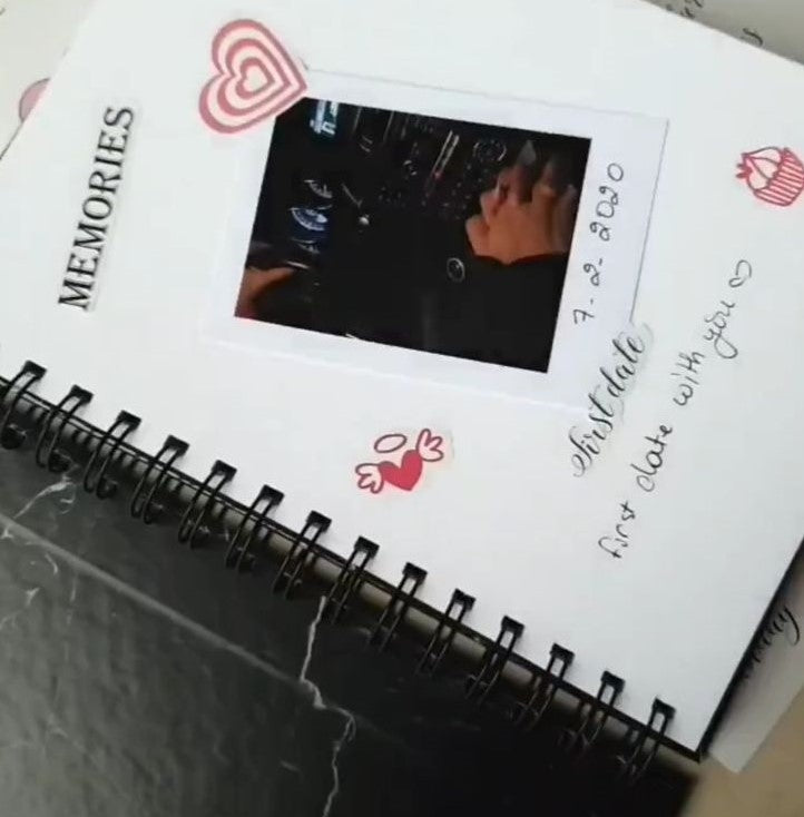 Names ScrapBook - Off White