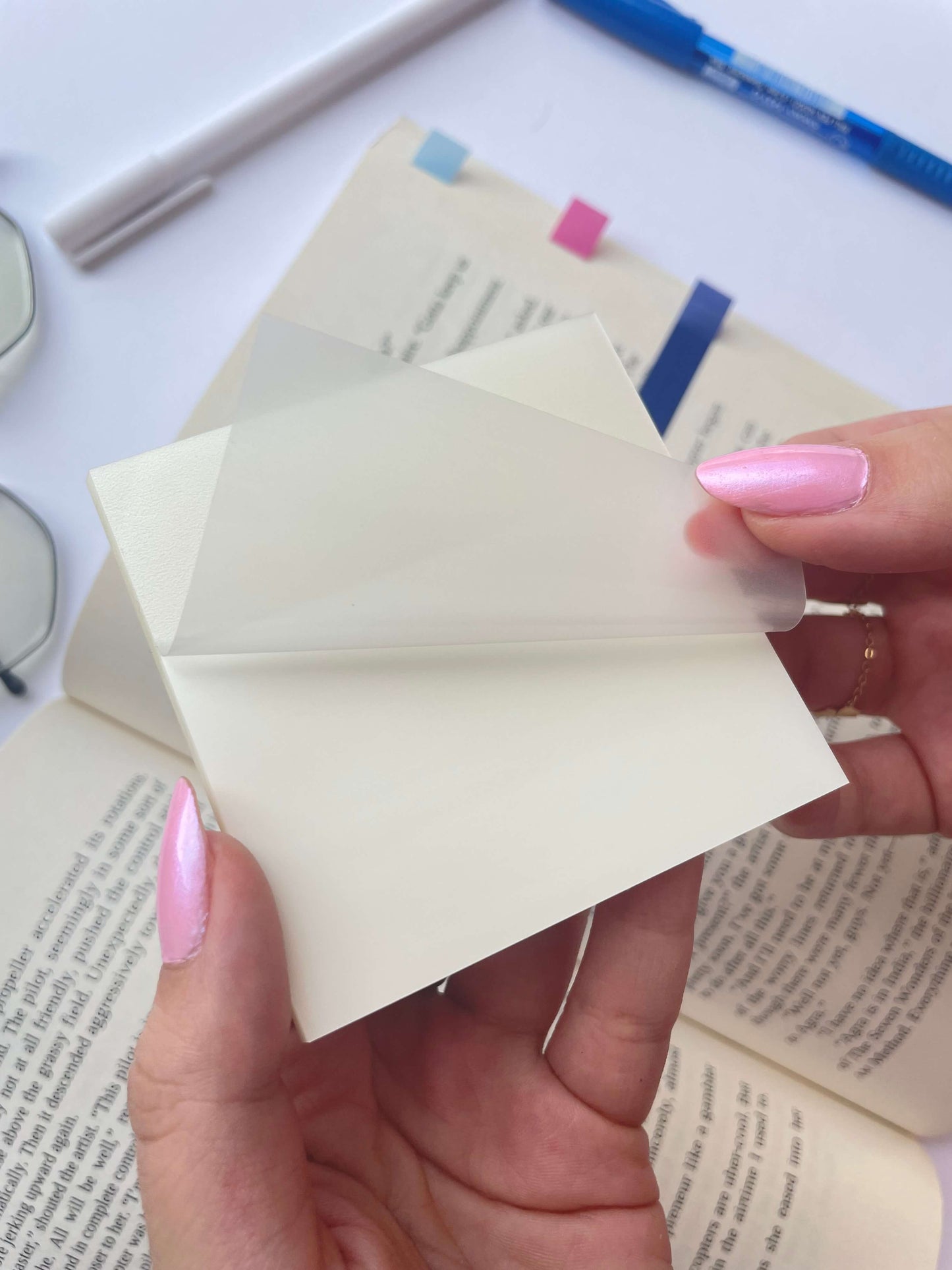 Transparent Sticky Note – PlanOuter